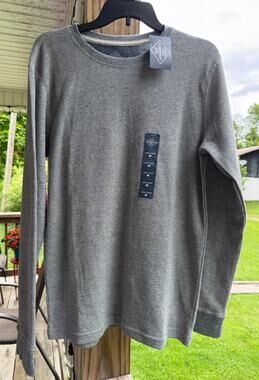 NWT St. John's Bay Navy/Gray Waffle Knit Long Sleeve Shirt Crew Neck Size Medium